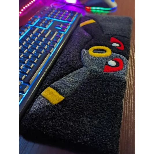 FLUFFY KEYBOARD RUG UM